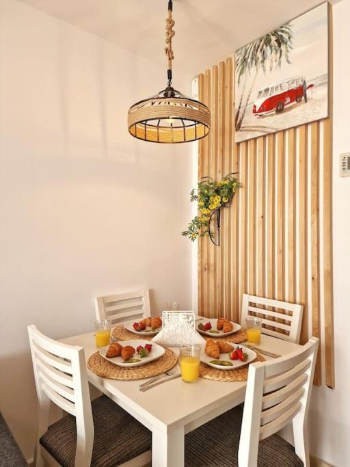 شقة Acogedor Piso Con Terraza Y Parking! بينالماذينا المظهر الخارجي الصورة
