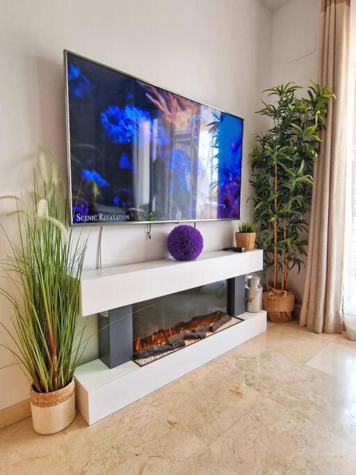 شقة Acogedor Piso Con Terraza Y Parking! بينالماذينا المظهر الخارجي الصورة